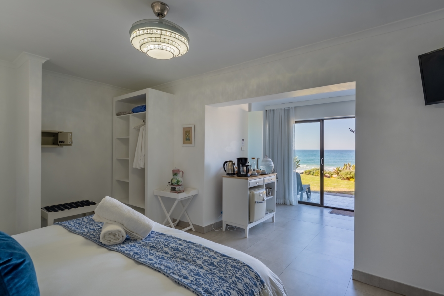 10 Bedroom Property for Sale in St Francis Bay Village Eastern Cape
